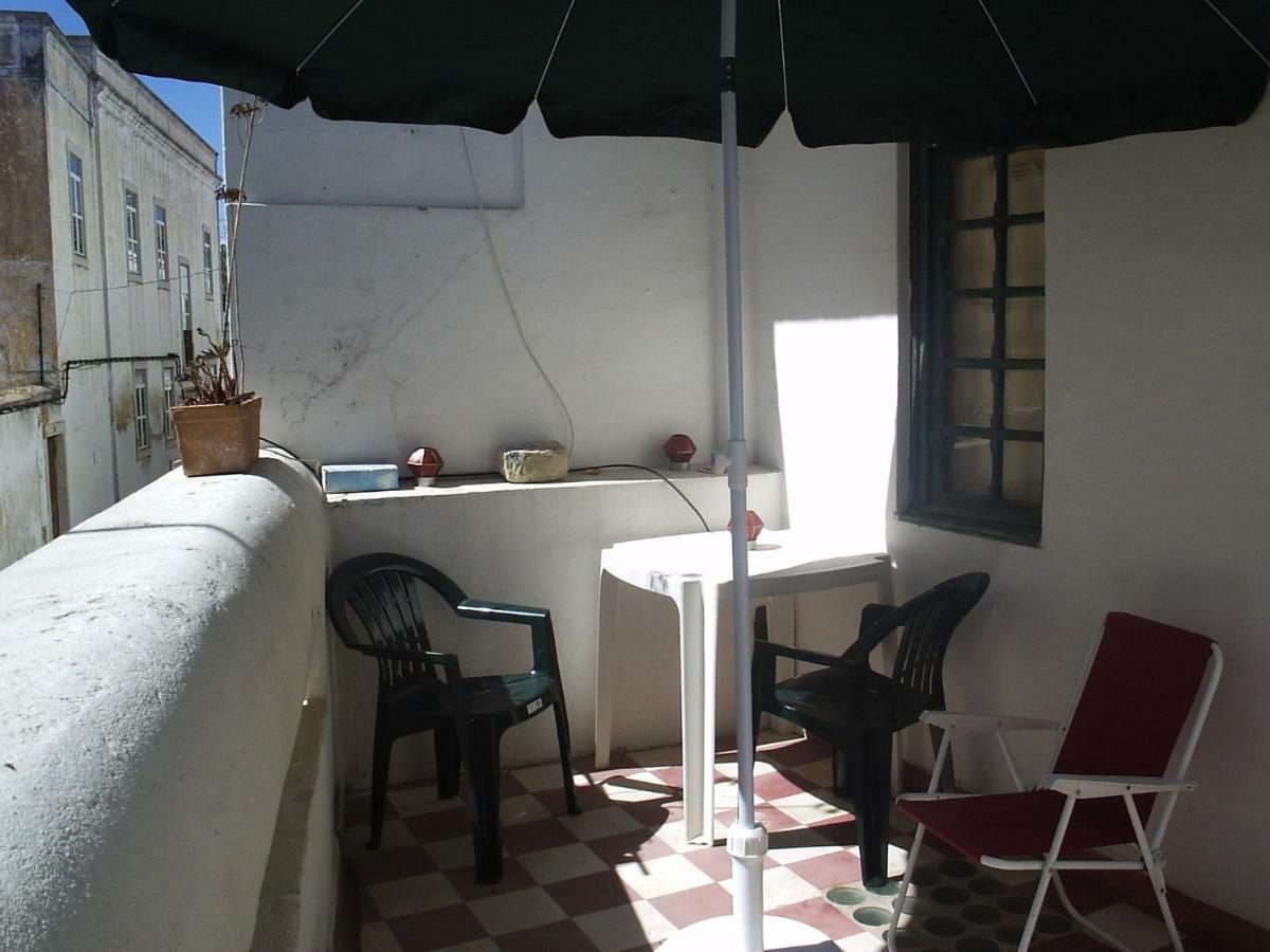 Gast House Hotel Faro Bagian luar foto